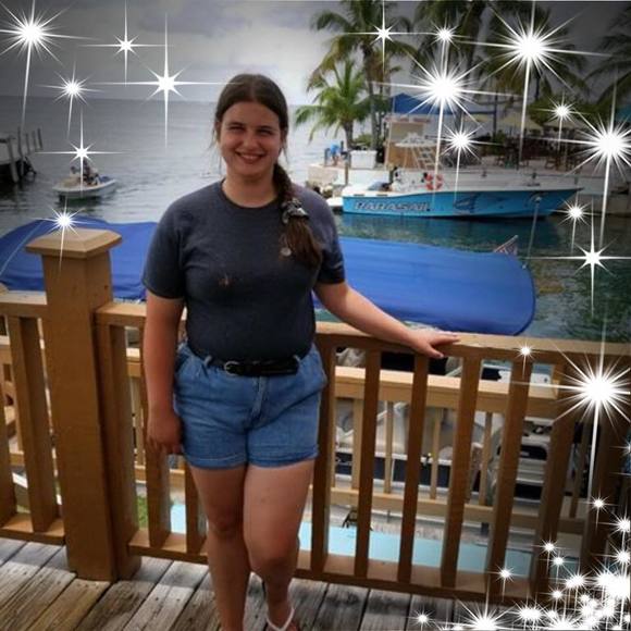 Meet your Posher, Clara - Picture 1 of 1